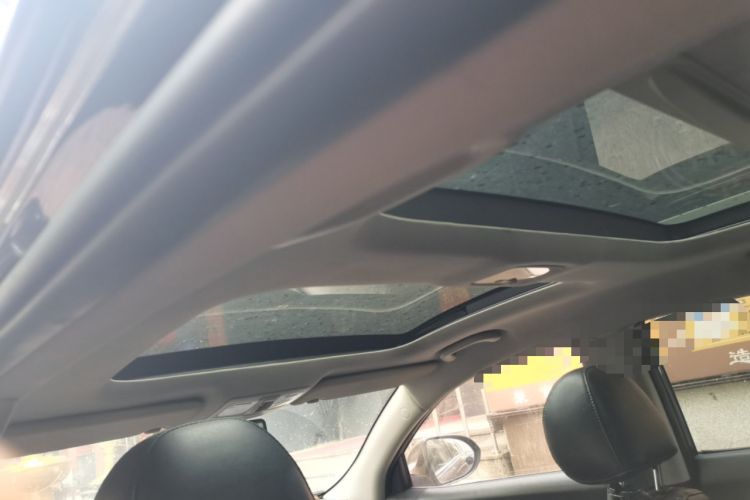 Used Kia Sportage R 2011 2.0L Automatic Two-Wheel Drive Premium Edition Headliner