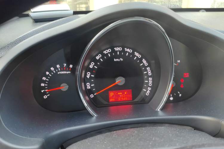 Used Kia Sportage R 2011 2.0L Automatic Two-Wheel Drive GLS Instrument Cluster
