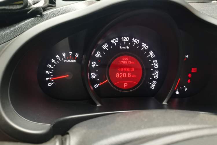 Used Kia Sportage R 2011 2.0L Automatic Two-Wheel Drive Premium Edition Odometer Close Up