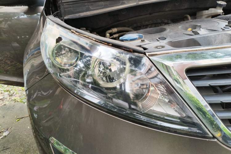 Used Kia Sportage R 2011 2.0L Automatic Two-Wheel Drive GL Right Front Headlight