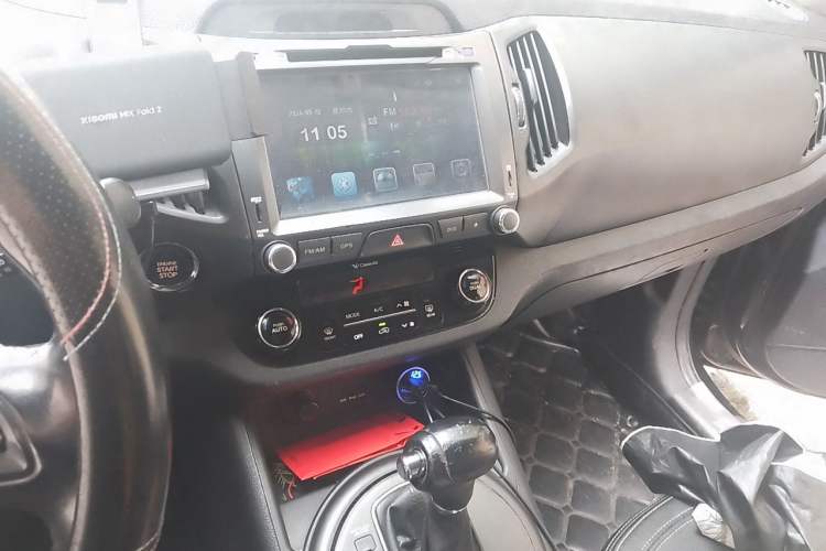 Used Kia Sportage R 2012 2.0L Automatic Two-Wheel Drive NAVI Audio And AC Panel