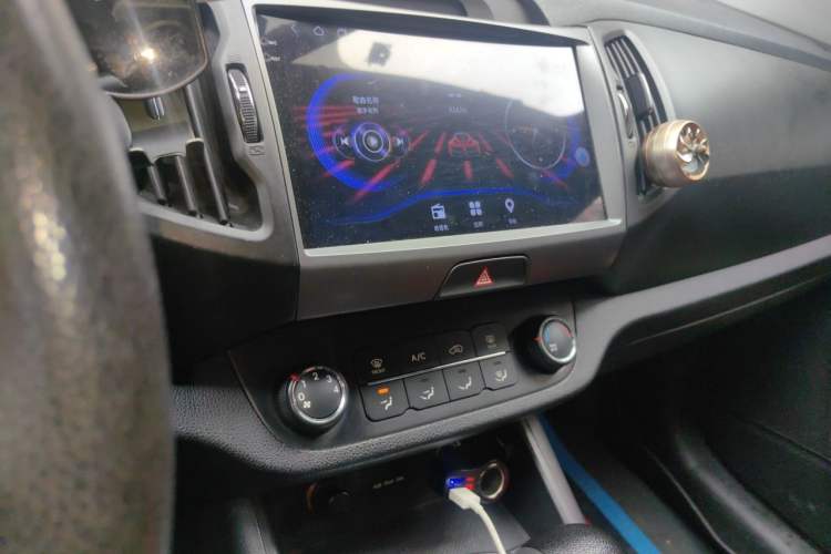 Used Kia Sportage R 2012 2.0L Automatic Two-Wheel Drive GL Trim Audio And AC Panel