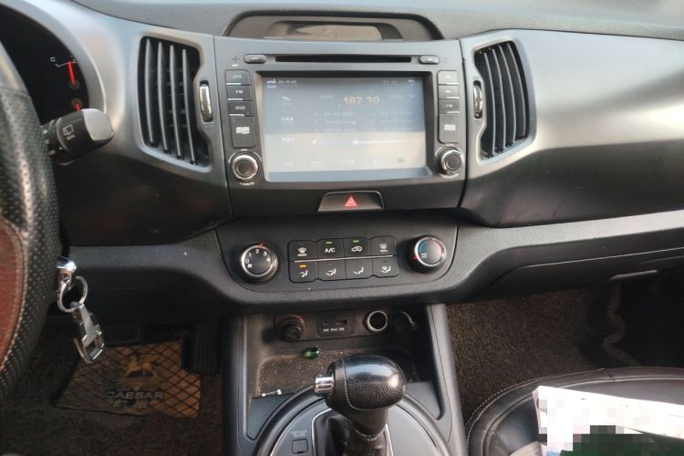 Used Kia Sportage R 2012 2.0L Automatic Two-Wheel Drive GL Trim Audio And AC Panel