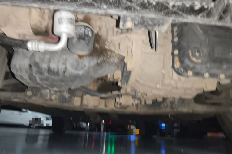 Used Kia Sportage R 2012 2.0L Automatic Two-Wheel Drive GLS Chassis Front