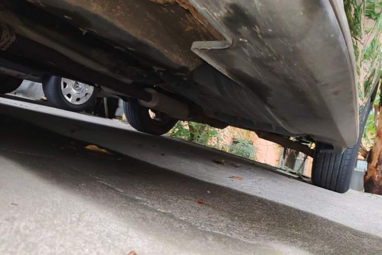 Used Kia Sportage R 2012 2.0L Automatic Two-Wheel Drive GLS Chassis Front Left