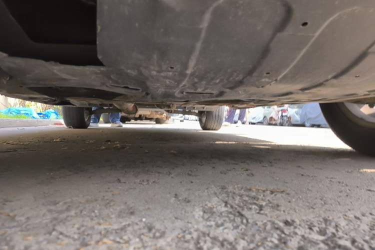 Used Kia Sportage R 2012 2.0L Automatic Two-Wheel Drive GLS Chassis Front