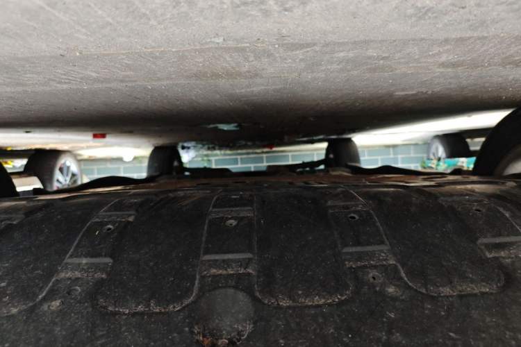 Used Kia Sportage R 2012 2.0L Automatic Two-Wheel Drive GLS Chassis Front