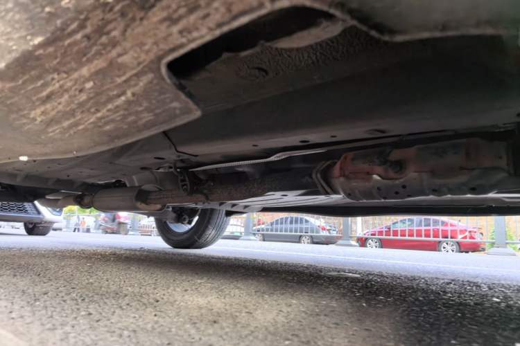 Used Kia Sportage R 2012 2.0L Automatic Two-Wheel Drive GLS Chassis Front Right