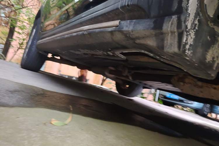 Used Kia Sportage R 2012 2.0L Automatic Two-Wheel Drive GLS Chassis Front Right