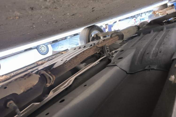 Used Kia Sportage R 2012 2.0L Automatic Two-Wheel Drive GLS Chassis Front Right