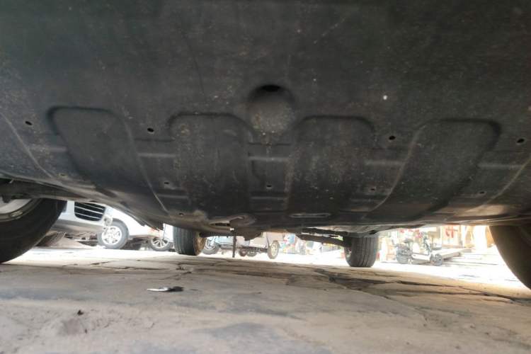 Used Kia Sportage R 2012 2.0L Automatic Two-Wheel Drive GL Trim Chassis Front