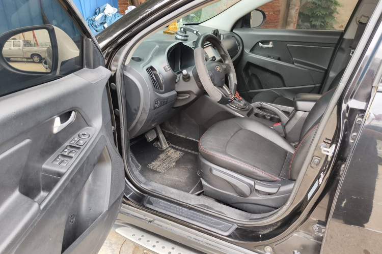 Used Kia Sportage R 2012 2.0L Automatic Two-Wheel Drive GL Trim Driver Seat