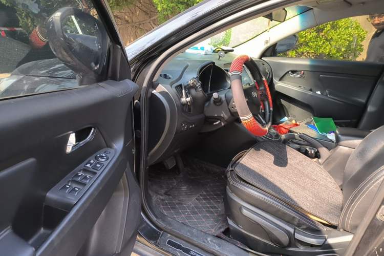 Used Kia Sportage R 2012 2.0L Automatic Two-Wheel Drive GLS Driver Seat