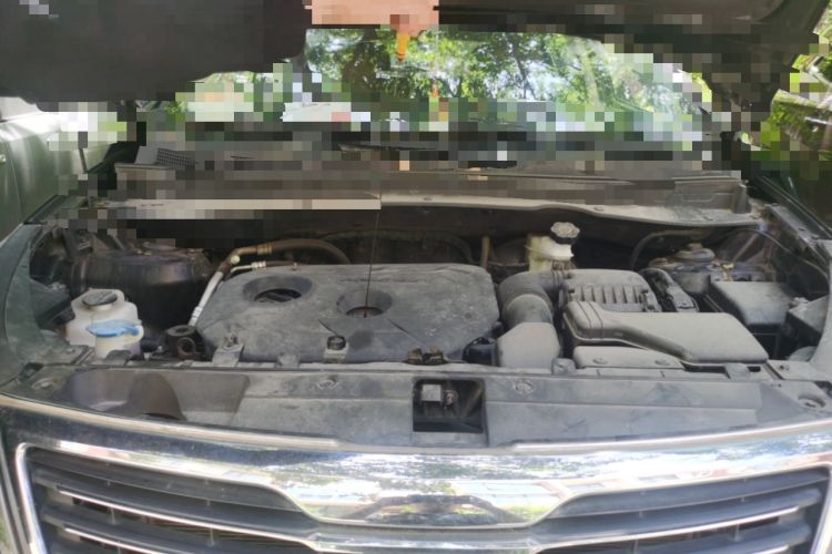 Used Kia Sportage R 2012 2.0L Automatic Two-Wheel Drive GLS Engine Bay