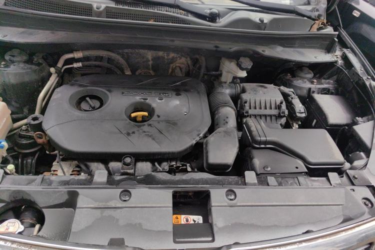 Used Kia Sportage R 2012 2.0L Automatic Two-Wheel Drive GL Trim Engine Bay
