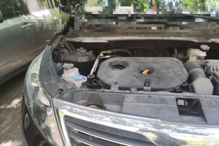 Used Kia Sportage R 2012 2.0L Automatic Two-Wheel Drive GLS Engine Bay Right