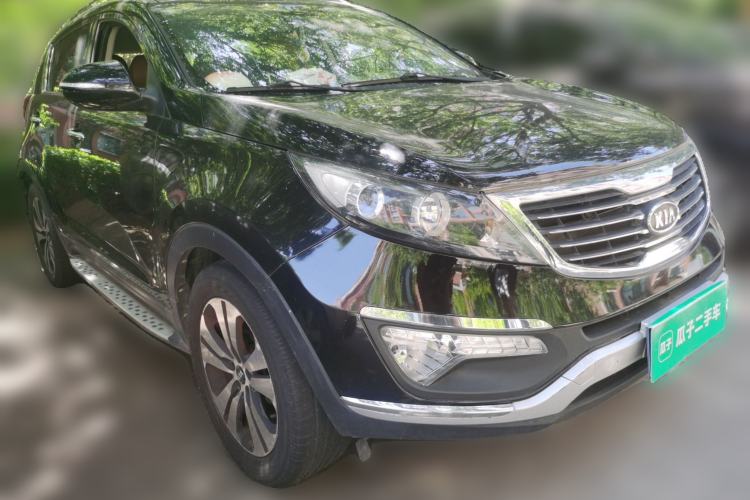 Used Kia Sportage R 2012 2.0L Automatic Two-Wheel Drive GLS Front Right 45 Deg