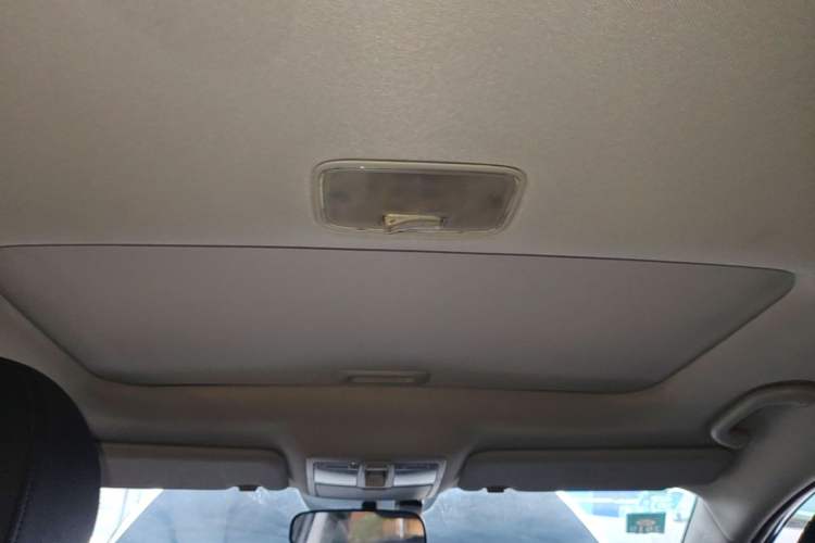 Used Kia Sportage R 2012 2.0L Automatic Two-Wheel Drive GLS Headliner