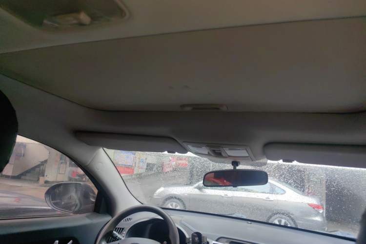 Used Kia Sportage R 2012 2.0L Automatic Two-Wheel Drive GL Trim Headliner