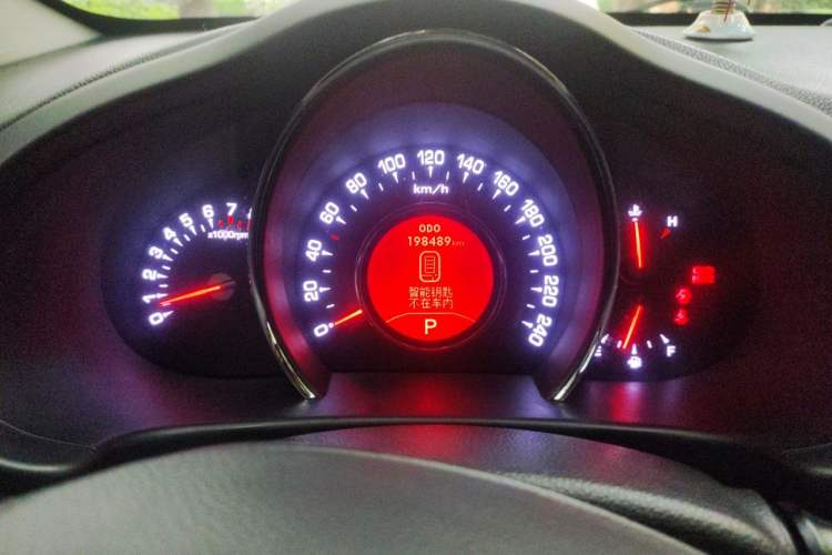 Used Kia Sportage R 2012 2.4L Automatic 4x4 Premium Edition Instrument Cluster