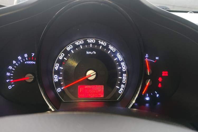 Used Kia Sportage R 2012 2.0L Automatic Two-Wheel Drive GLS Instrument Cluster
