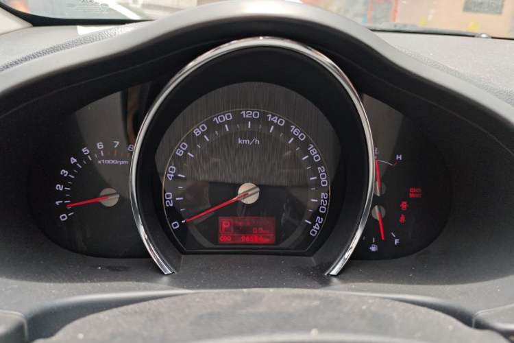 Used Kia Sportage R 2012 2.0L Automatic Two-Wheel Drive GLS Instrument Cluster