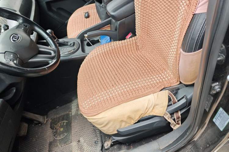 Used Kia Sportage R 2012 2.0L Automatic Two-Wheel Drive GLS Left Front Seat