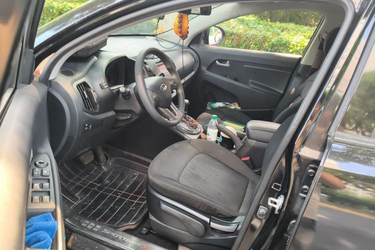 Used Kia Sportage R 2012 2.0L Automatic Two-Wheel Drive GL Trim Left Front Seat