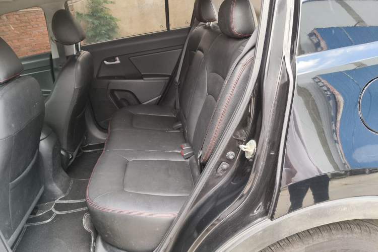 Used Kia Sportage R 2012 2.0L Automatic Two-Wheel Drive GL Trim Left Rear Seat