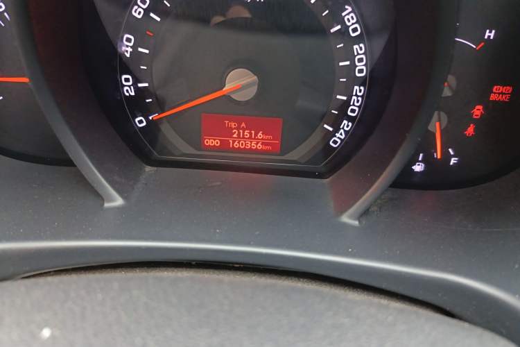 Used Kia Sportage R 2012 2.0L Manual Two-Wheel Drive GL Trim Odometer Close Up