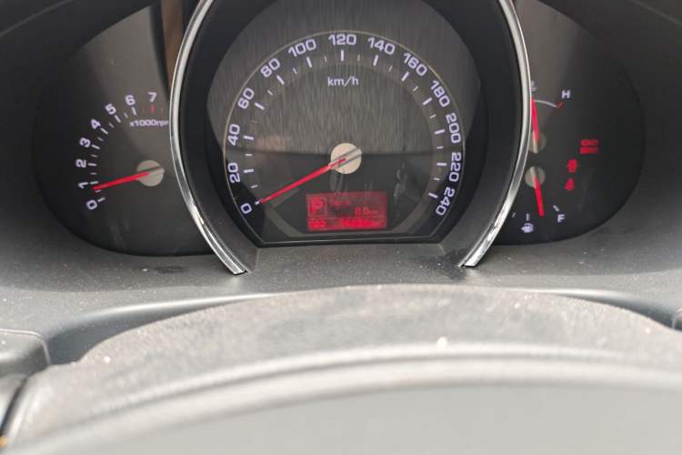 Used Kia Sportage R 2012 2.0L Automatic Two-Wheel Drive GLS Odometer Close Up