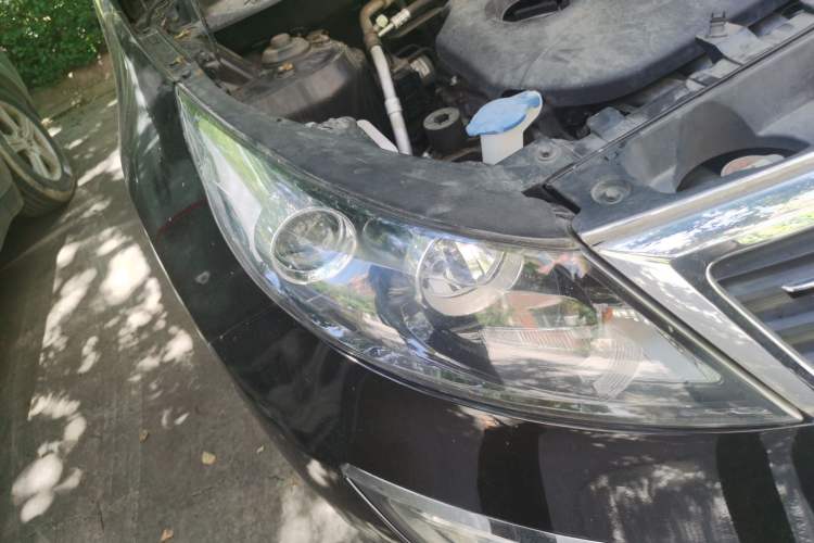 Used Kia Sportage R 2012 2.0L Automatic Two-Wheel Drive GLS Right Front Headlight