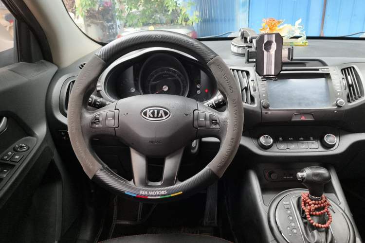 Used Kia Sportage R 2012 2.0L Automatic Two-Wheel Drive GL Trim Steering Wheel