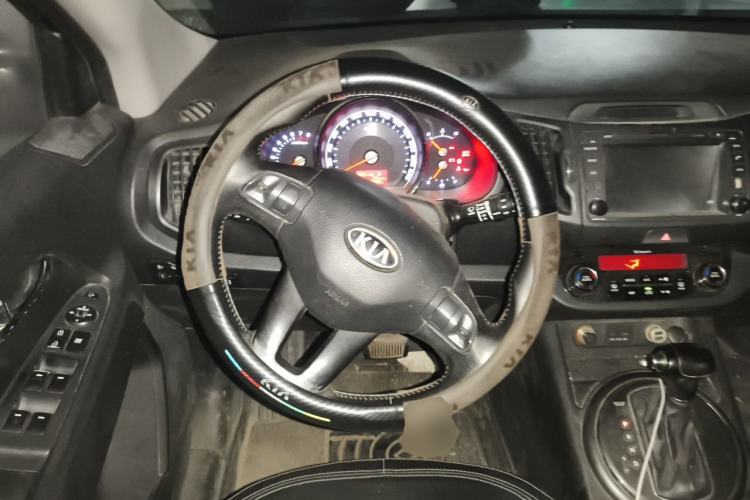 Used Kia Sportage R 2012 2.0L Automatic Two-Wheel Drive GLS Steering Wheel