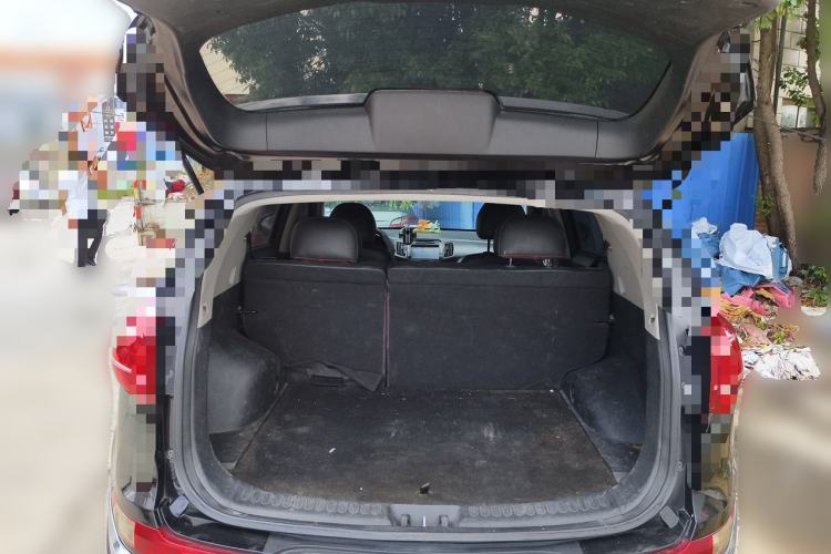 Used Kia Sportage R 2012 2.0L Automatic Two-Wheel Drive GL Trim Trunk