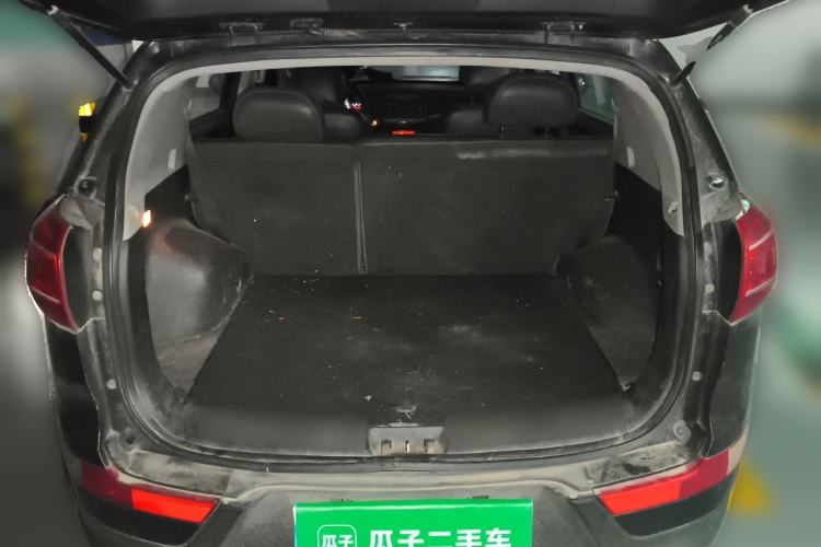 Used Kia Sportage R 2012 2.0L Automatic Two-Wheel Drive GLS Trunk