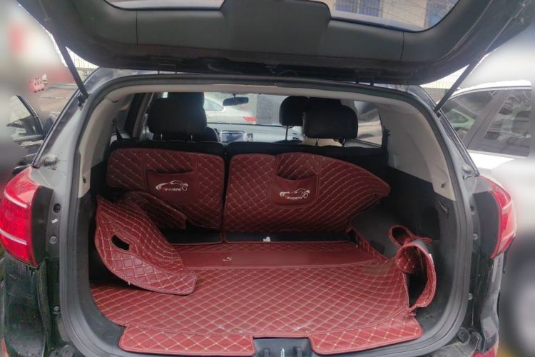 Used Kia Sportage R 2012 2.0L Automatic Two-Wheel Drive GL Trim Trunk