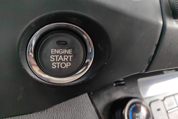 Used Kia Sportage R 2012 2.4L Automatic 4x4 GLS Vehicle Key