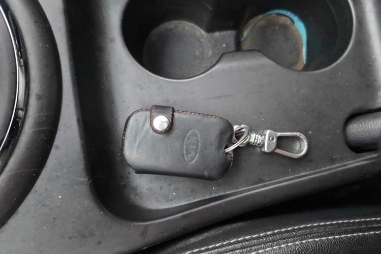 Used Kia Sportage R 2012 2.0L Automatic Two-Wheel Drive GLS Vehicle Key