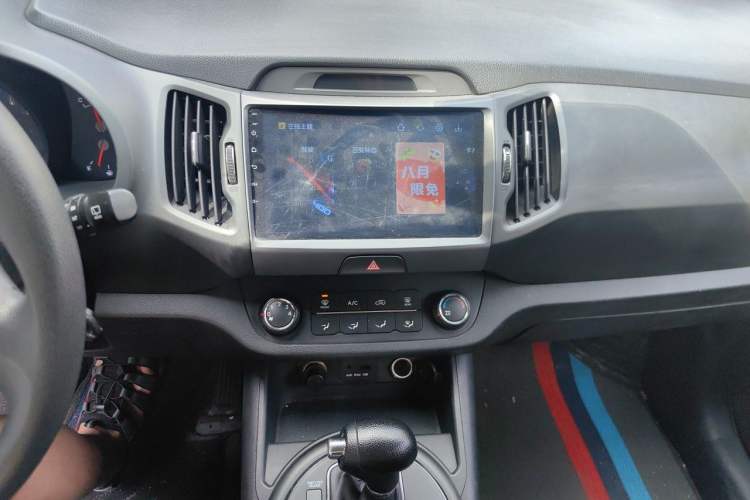 Used Kia Sportage R 2012 2.0L Automatic Two-Wheel Drive GL Trim Audio And AC Panel