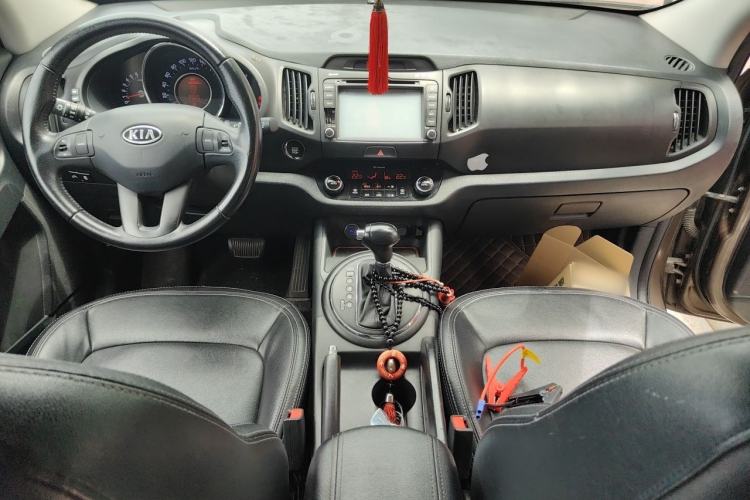 Used Kia Sportage R 2012 2.0L Automatic Two-Wheel Drive NAVI Center Console
