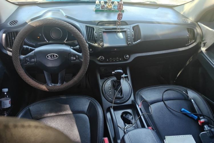 Used Kia Sportage R 2012 2.0L Automatic Two-Wheel Drive NAVI Center Console