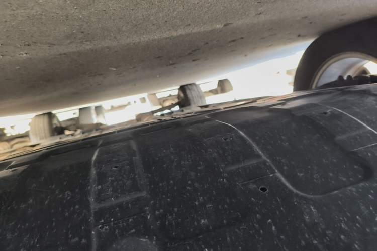 Used Kia Sportage R 2012 2.0L Automatic Two-Wheel Drive GLS Chassis Front