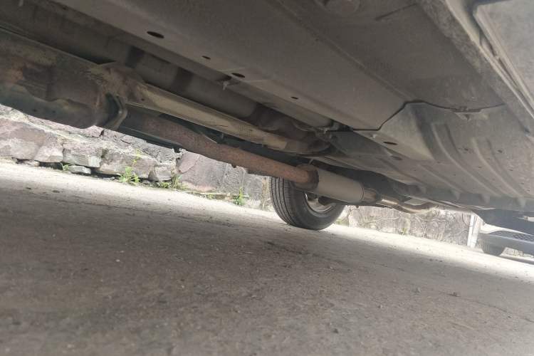 Used Kia Sportage R 2012 2.0L Automatic Two-Wheel Drive GL Trim Chassis Front Left