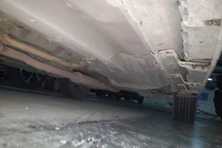 Used Kia Sportage R 2012 2.0L Automatic Two-Wheel Drive NAVI Chassis Front Left