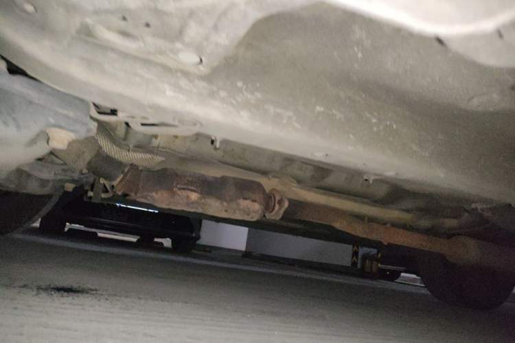 Used Kia Sportage R 2012 2.0L Automatic Two-Wheel Drive NAVI Chassis Front Left