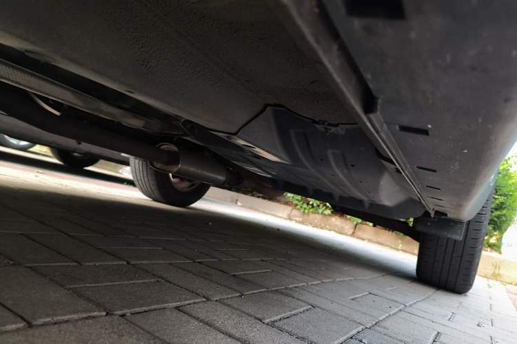 Used Kia Sportage R 2012 2.0L Automatic Two-Wheel Drive GLS Chassis Front Left