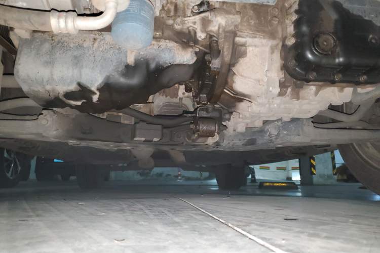 Used Kia Sportage R 2012 2.0L Automatic Two-Wheel Drive NAVI Chassis Front