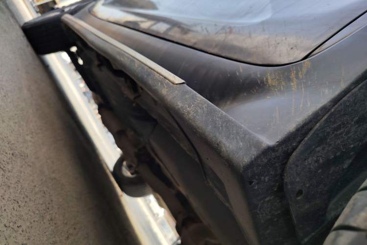 Used Kia Sportage R 2012 2.0L Automatic Two-Wheel Drive NAVI Chassis Front Right