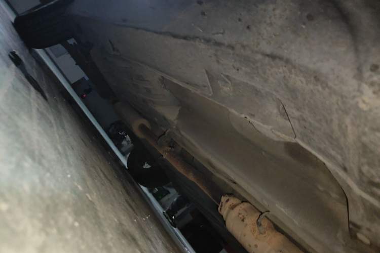 Used Kia Sportage R 2012 2.0L Automatic Two-Wheel Drive GLS Chassis Front Right